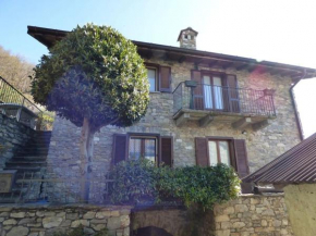 House with stunning view over Lake Como